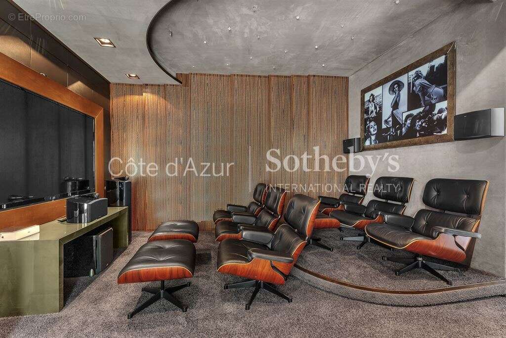 Maison à ROQUEBRUNE-CAP-MARTIN