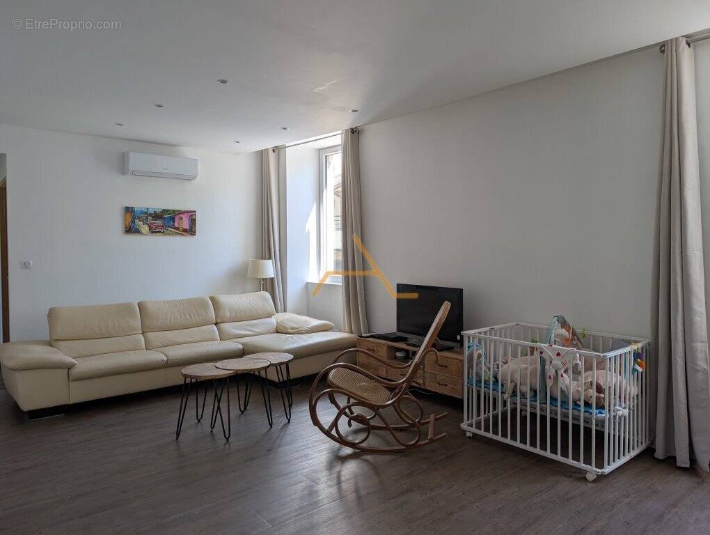 Appartement à DIEULEFIT