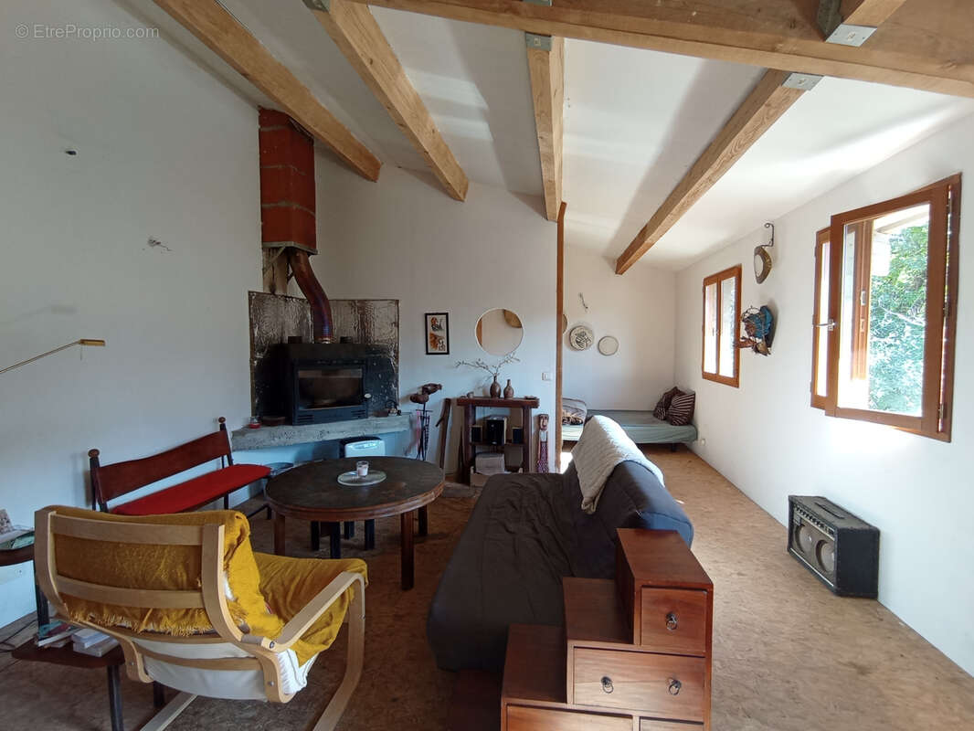 Maison à SAINT-ROMAN-DE-CODIERES