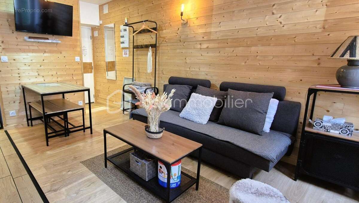 Appartement à COLMARS