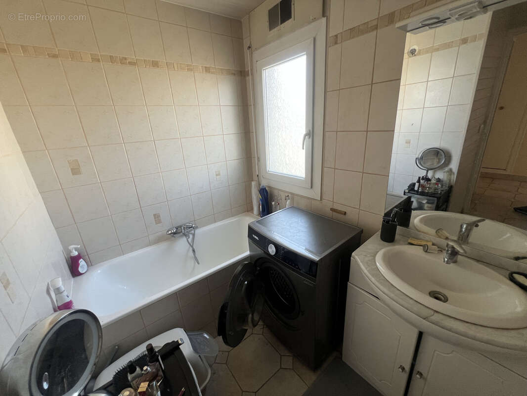 Appartement à HOUILLES