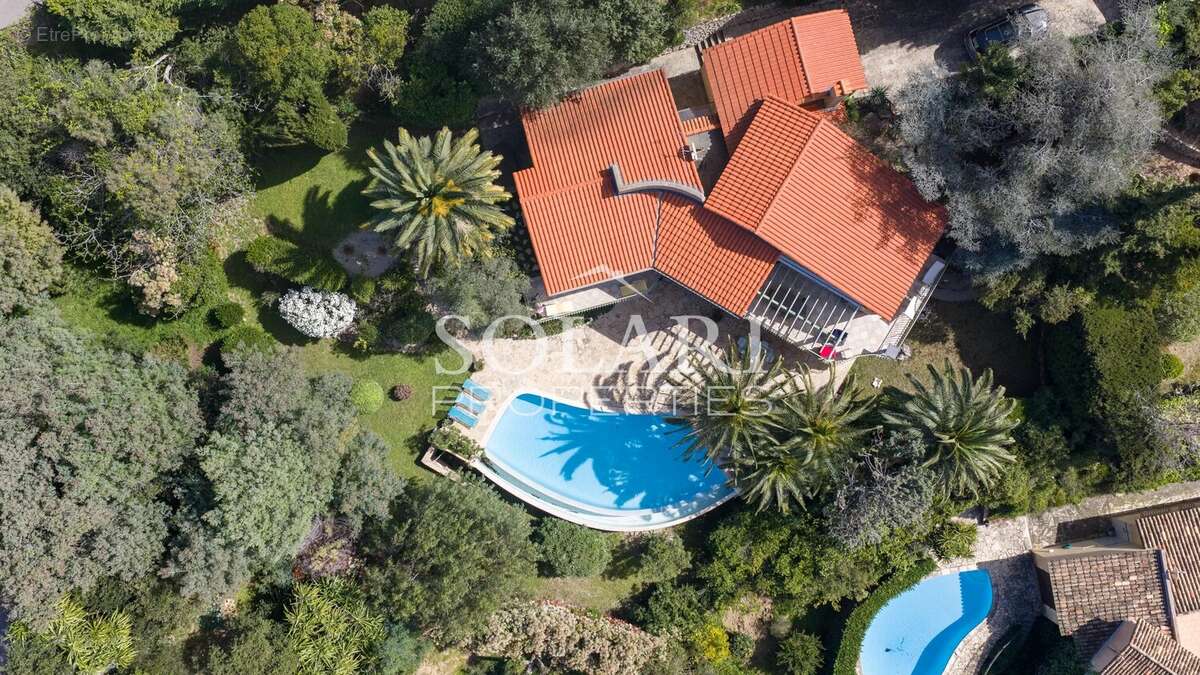 Maison à THEOULE-SUR-MER