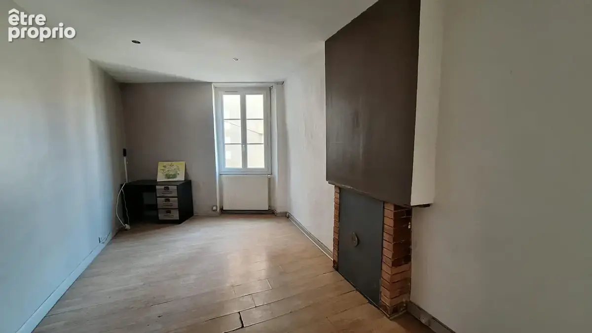 Maison 62 m² à Nontron  - photo 4
