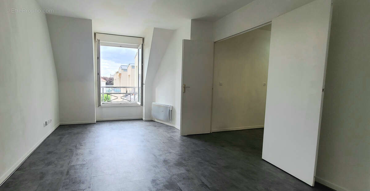 Appartement à THIAIS