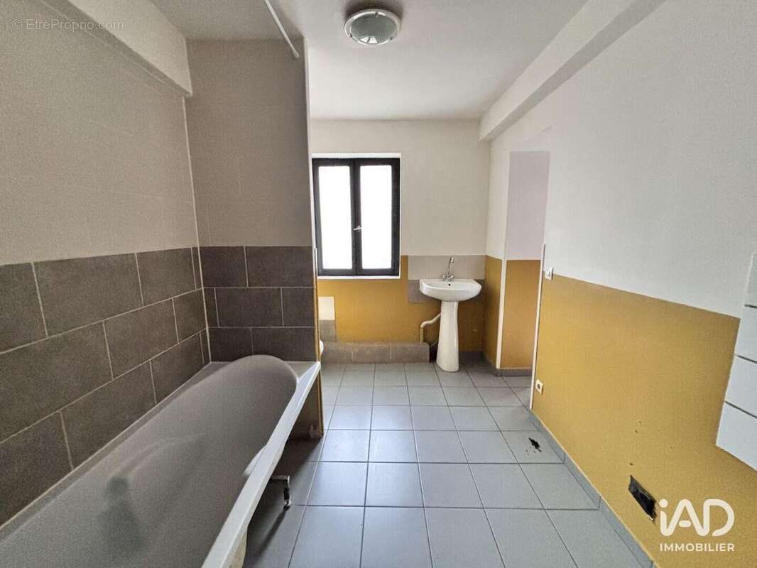 Photo 3 - Maison à ROEULX