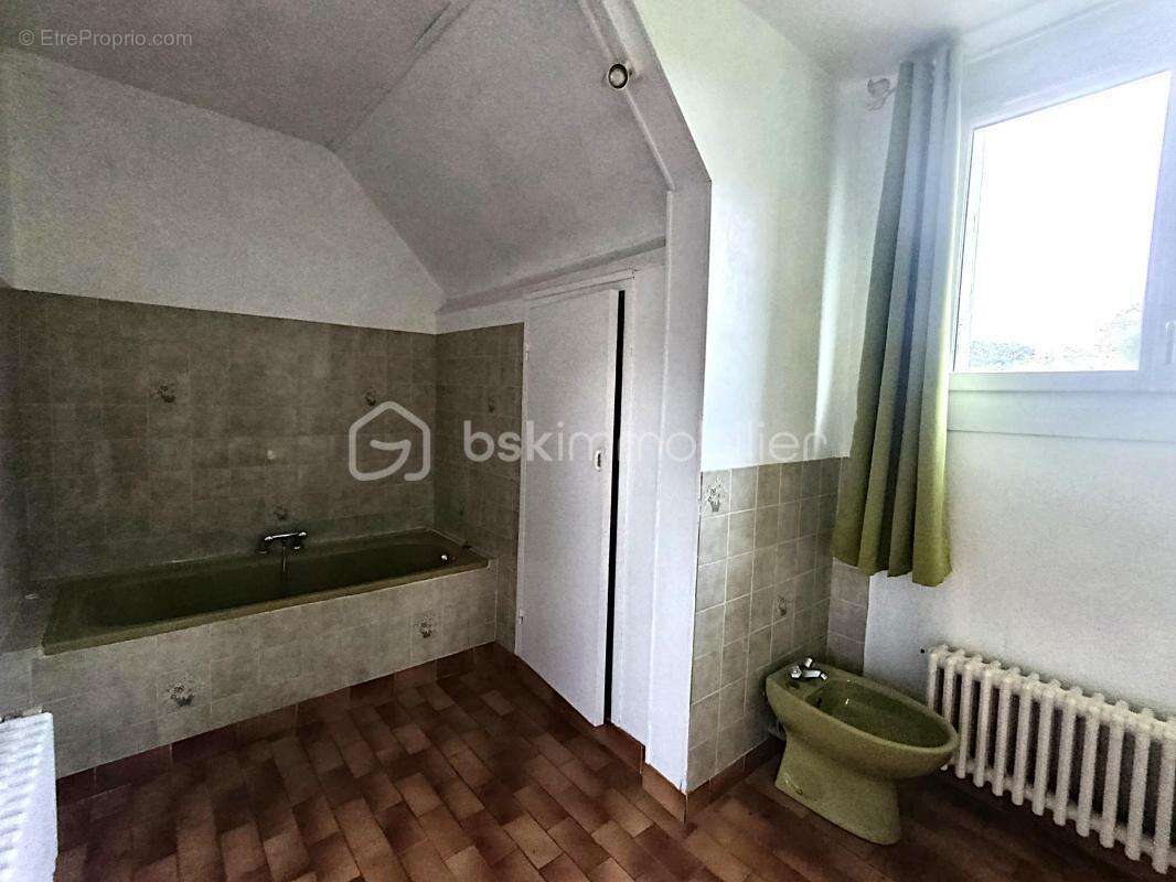 Maison à LE MOLAY-LITTRY