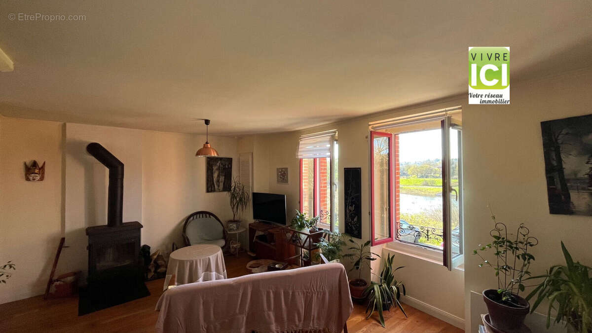 Maison à CHAMPTOCEAUX