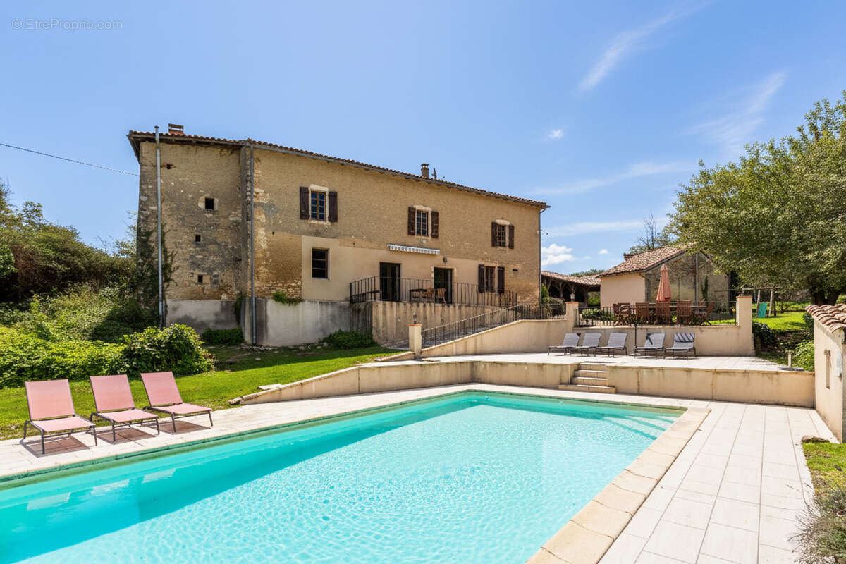 Maison à BOUSSAN