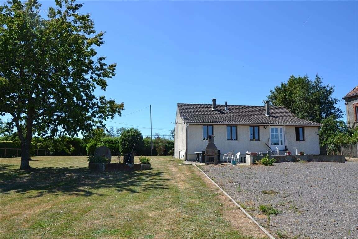 Maison 94 m² à Courmenil  - photo 12