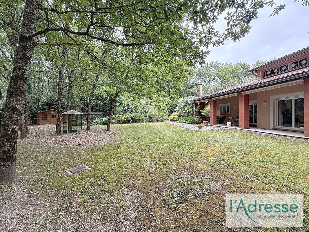 Maison à VILLENEUVE-LES-BOULOC