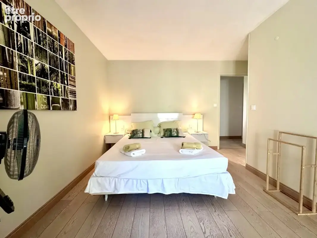 Appartement de standing avec trois chambres  et  grande terrasse couverte en centre ville de Carcassonne - photo 11
