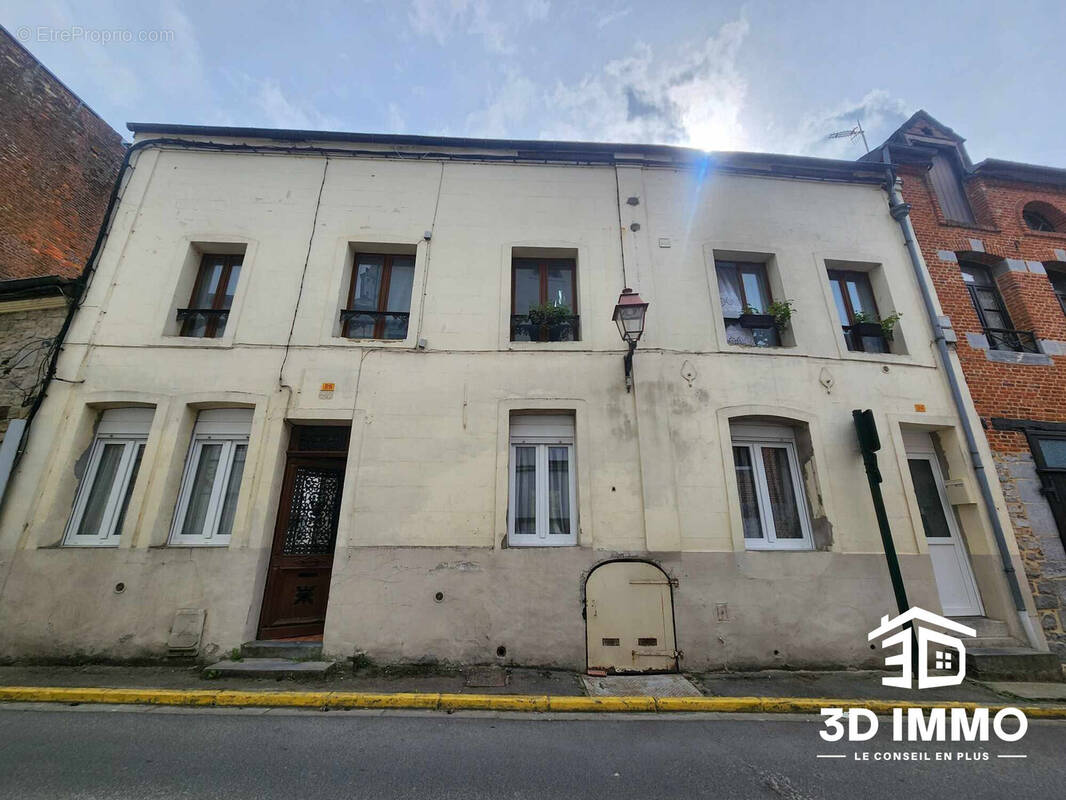 Appartement à AVESNES-SUR-HELPE