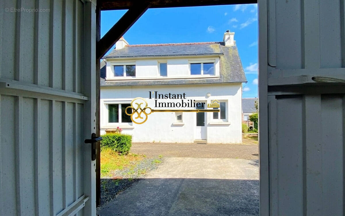 Maison à PLESTIN-LES-GREVES