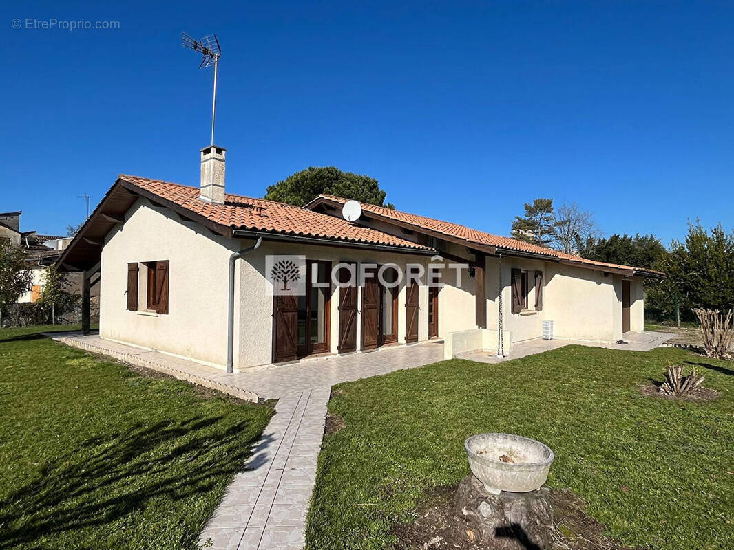 Maison à SAINT-ANDRE-DE-CUBZAC