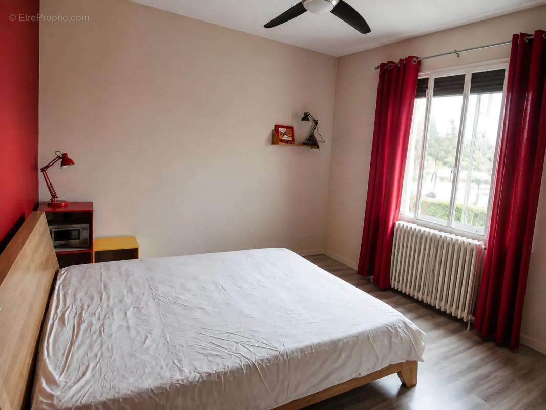 Maison de 7 pièces de 156 m² à Talence - photo 8