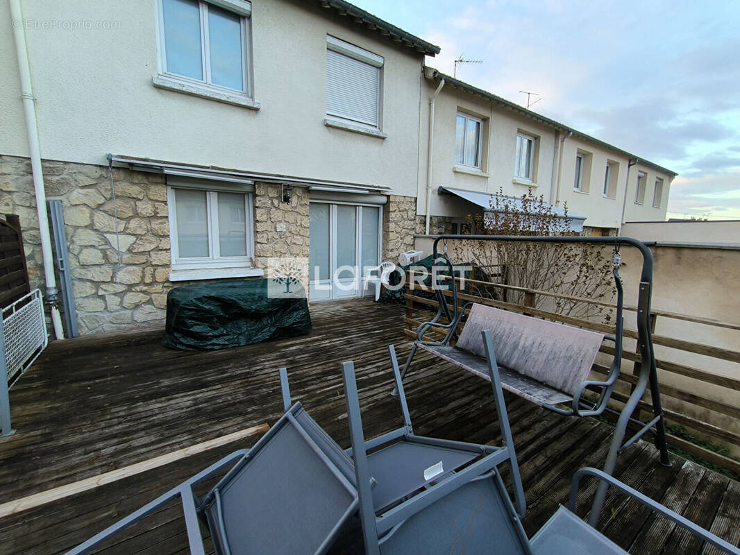 Maison à MANTES-LA-VILLE