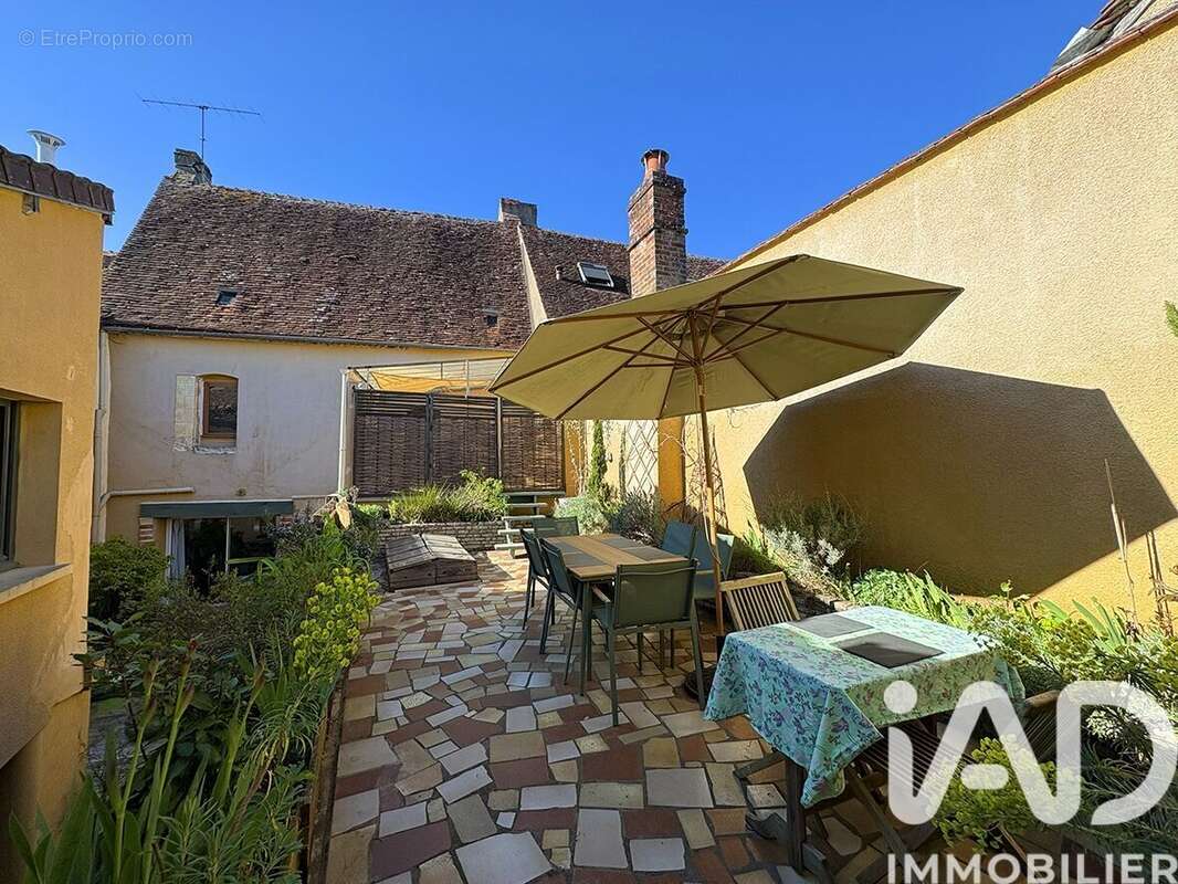 Photo 8 - Maison à SAINT-SAUVEUR-EN-PUISAYE