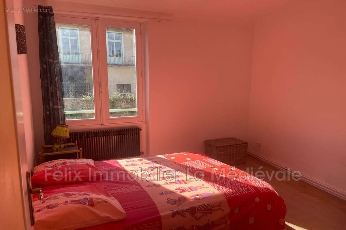 Appartement à SARLAT-LA-CANEDA