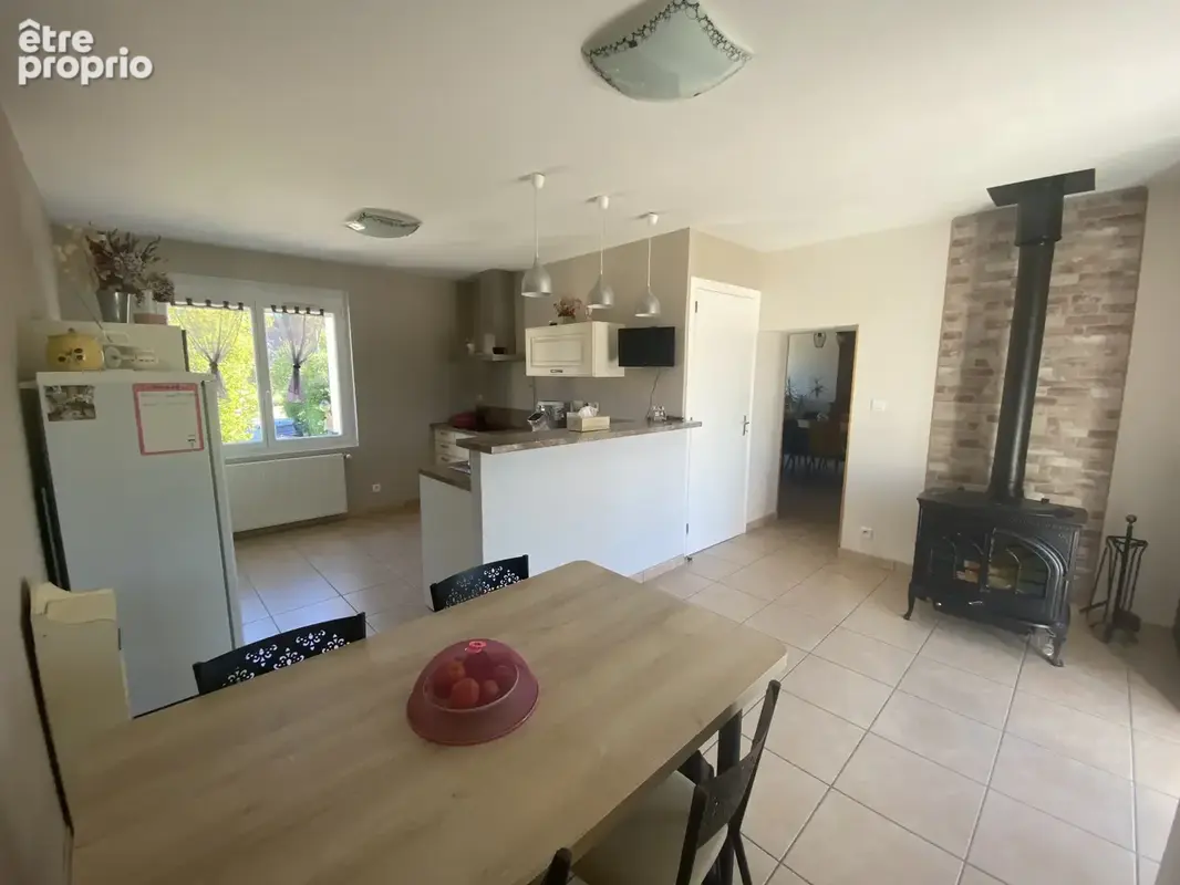 Jolie demeure, ancienne ferme réhabilitée sur 2255m2 - photo 8