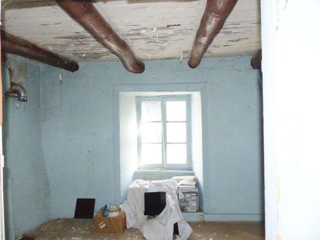 Maison à COSTAROS