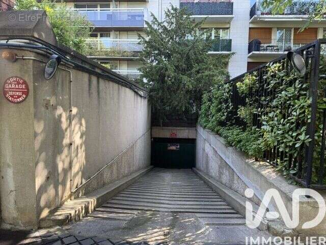 Photo 4 - Parking à NEUILLY-SUR-SEINE