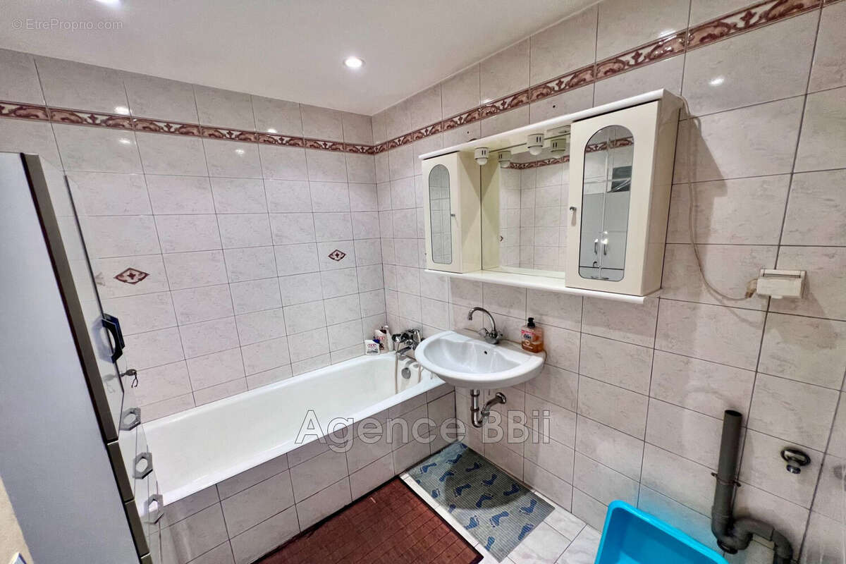 Appartement 39 m² à Le Cannet  - photo 6