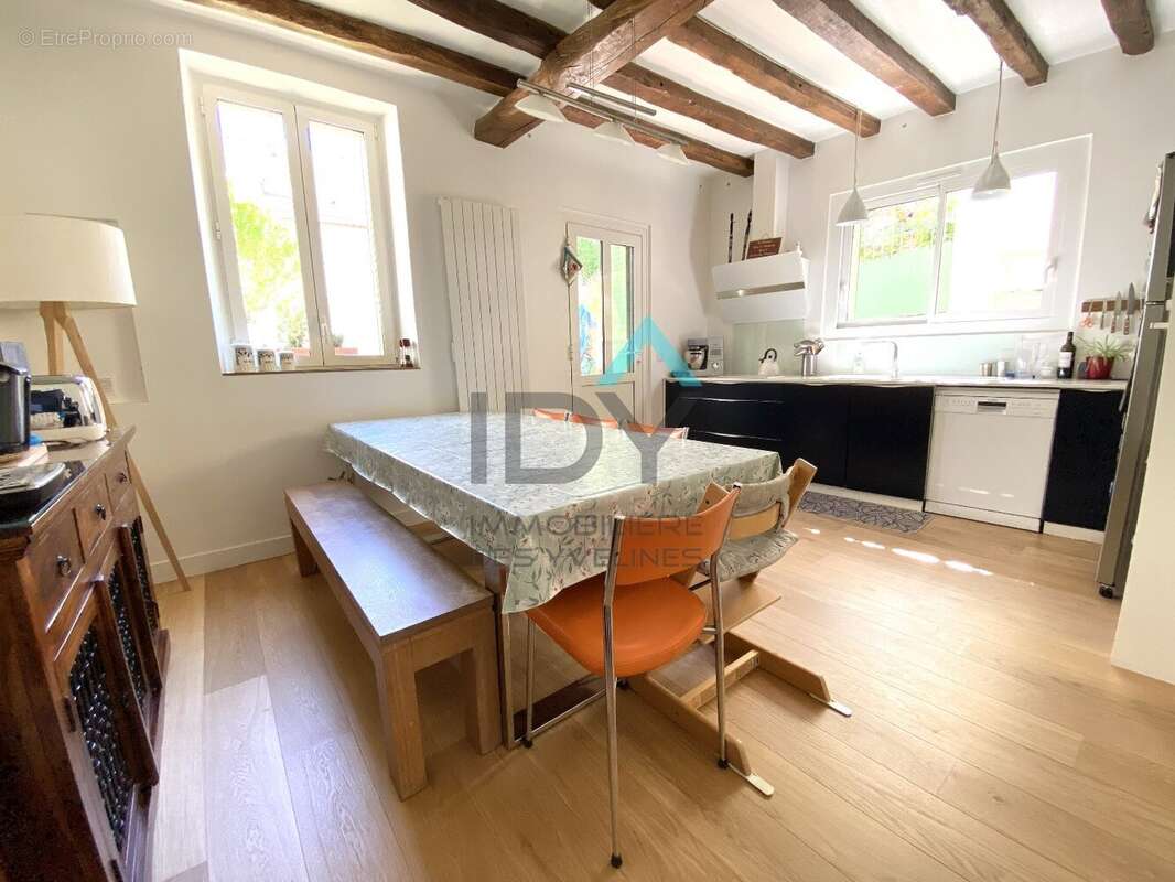 Maison à MAREIL-MARLY