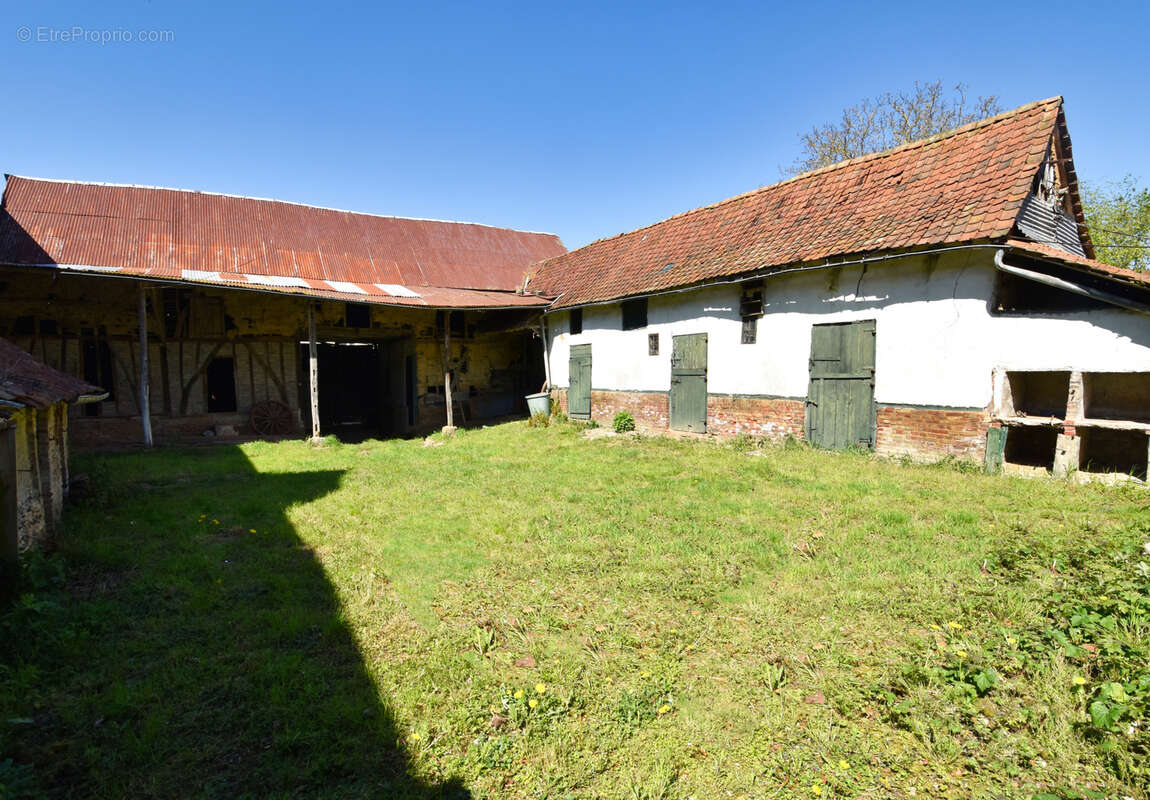 Maison à NAOURS