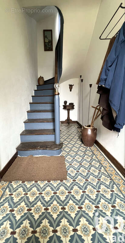 Maison 100 m² à Voutre  - photo 2