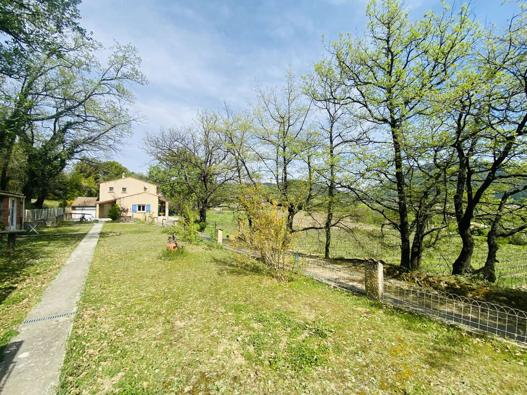 Maison à BUIS-LES-BARONNIES