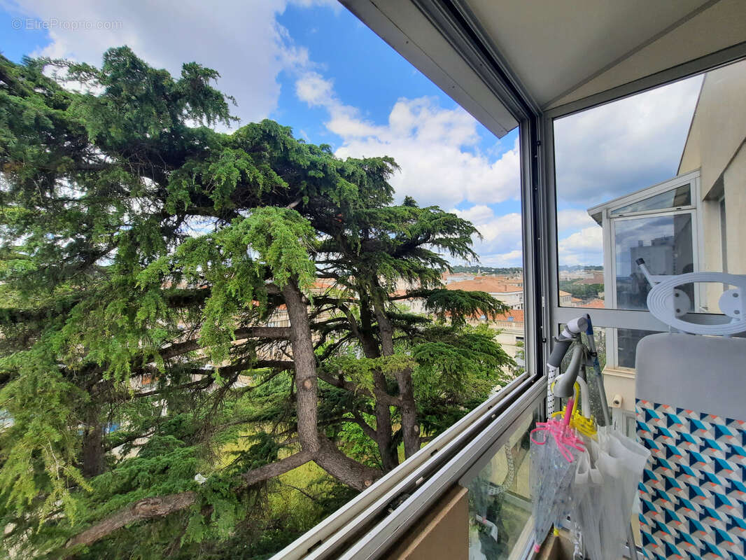 Appartement à NIMES