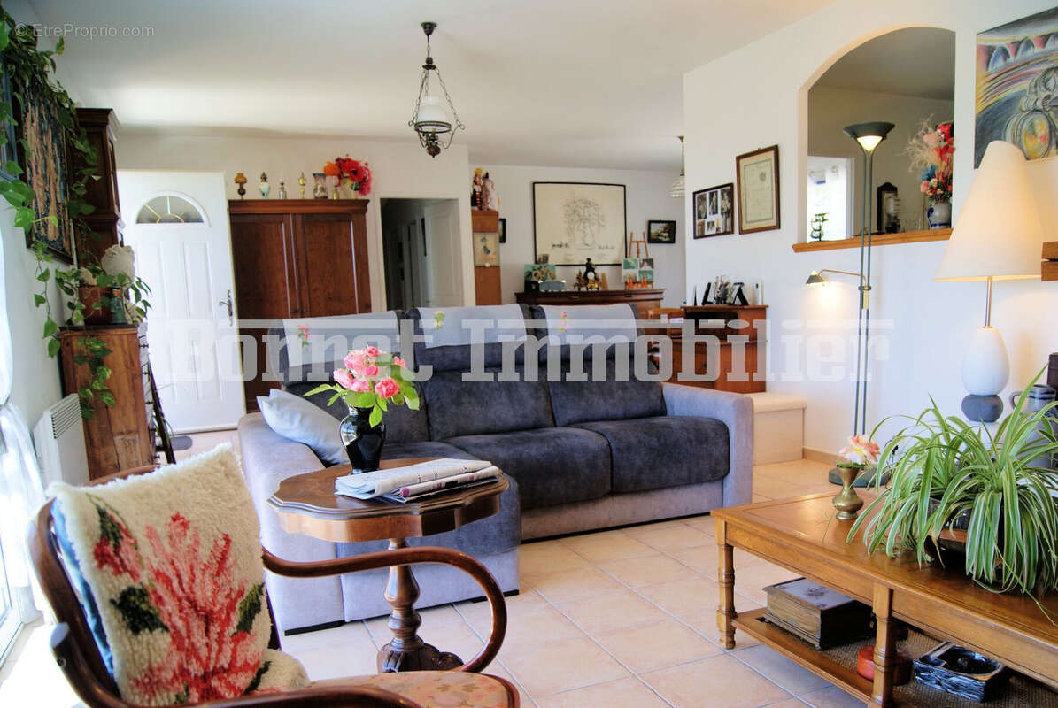 Maison à VINSOBRES