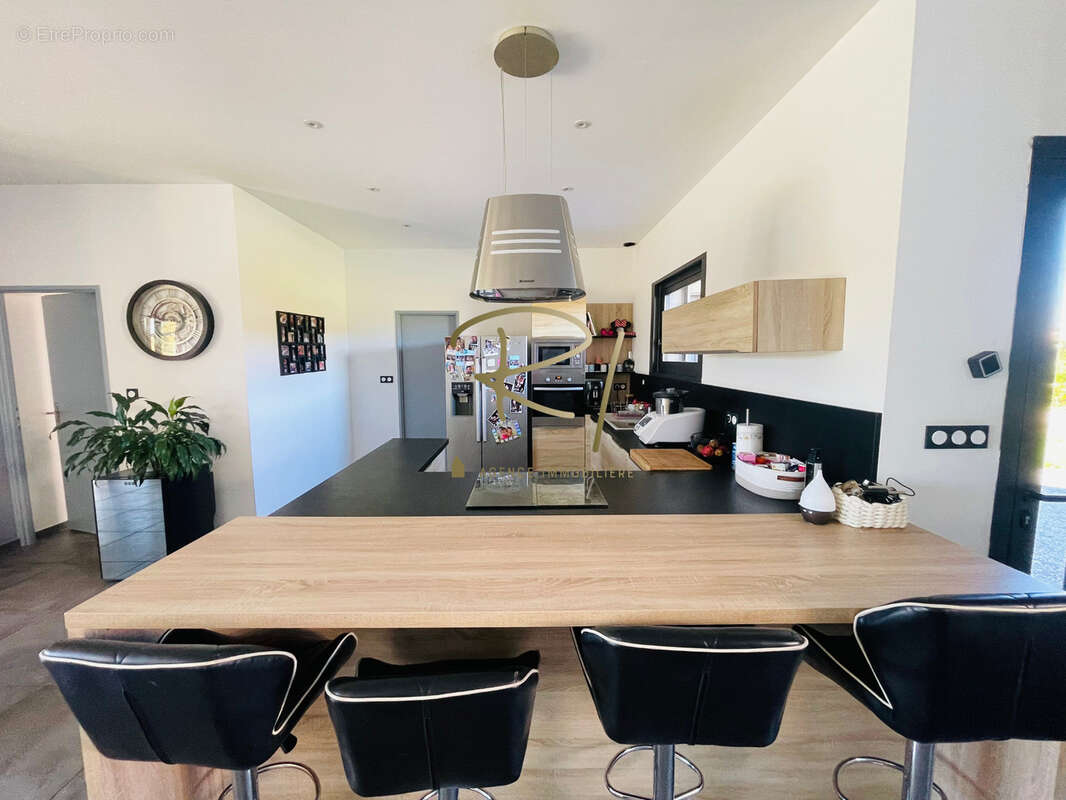 Maison à VALLON-PONT-D&#039;ARC