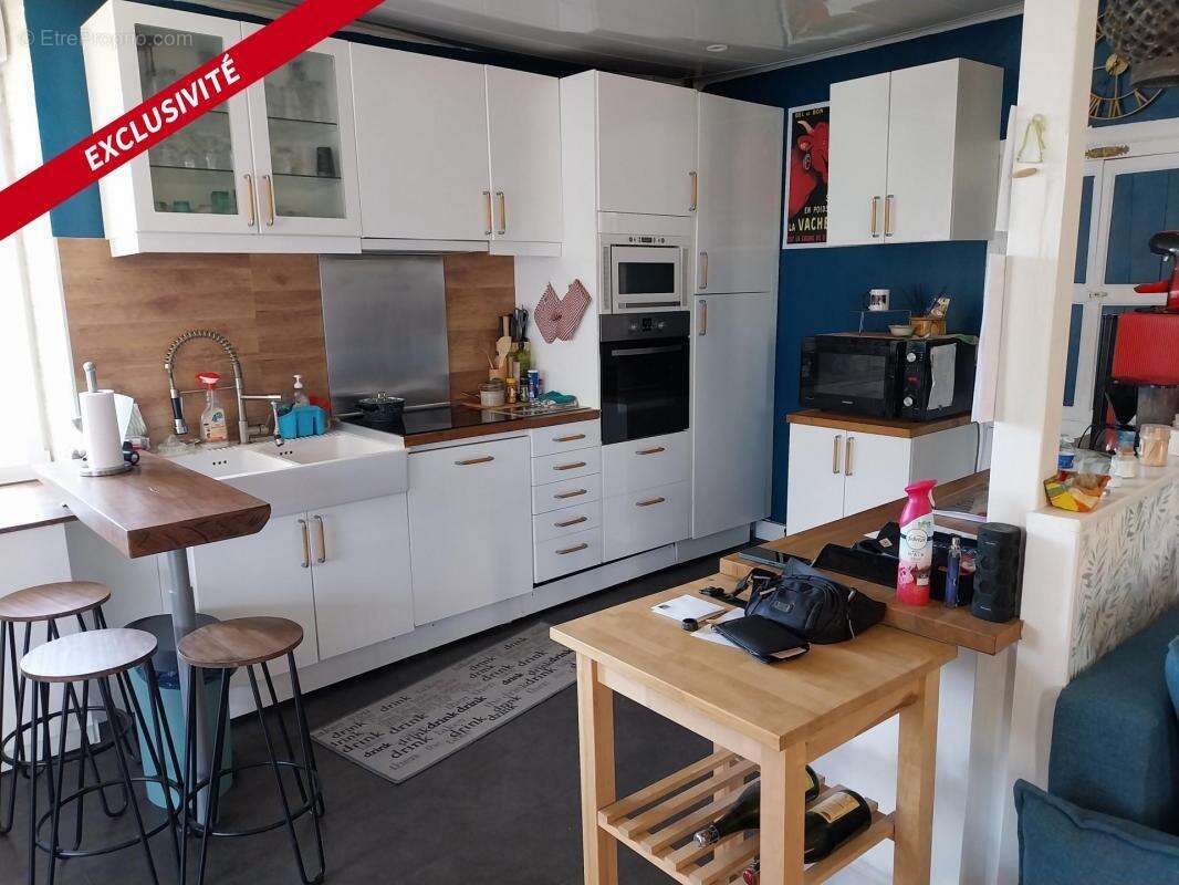 Maison à SAINT-GERMAIN-DE-LUSIGNAN