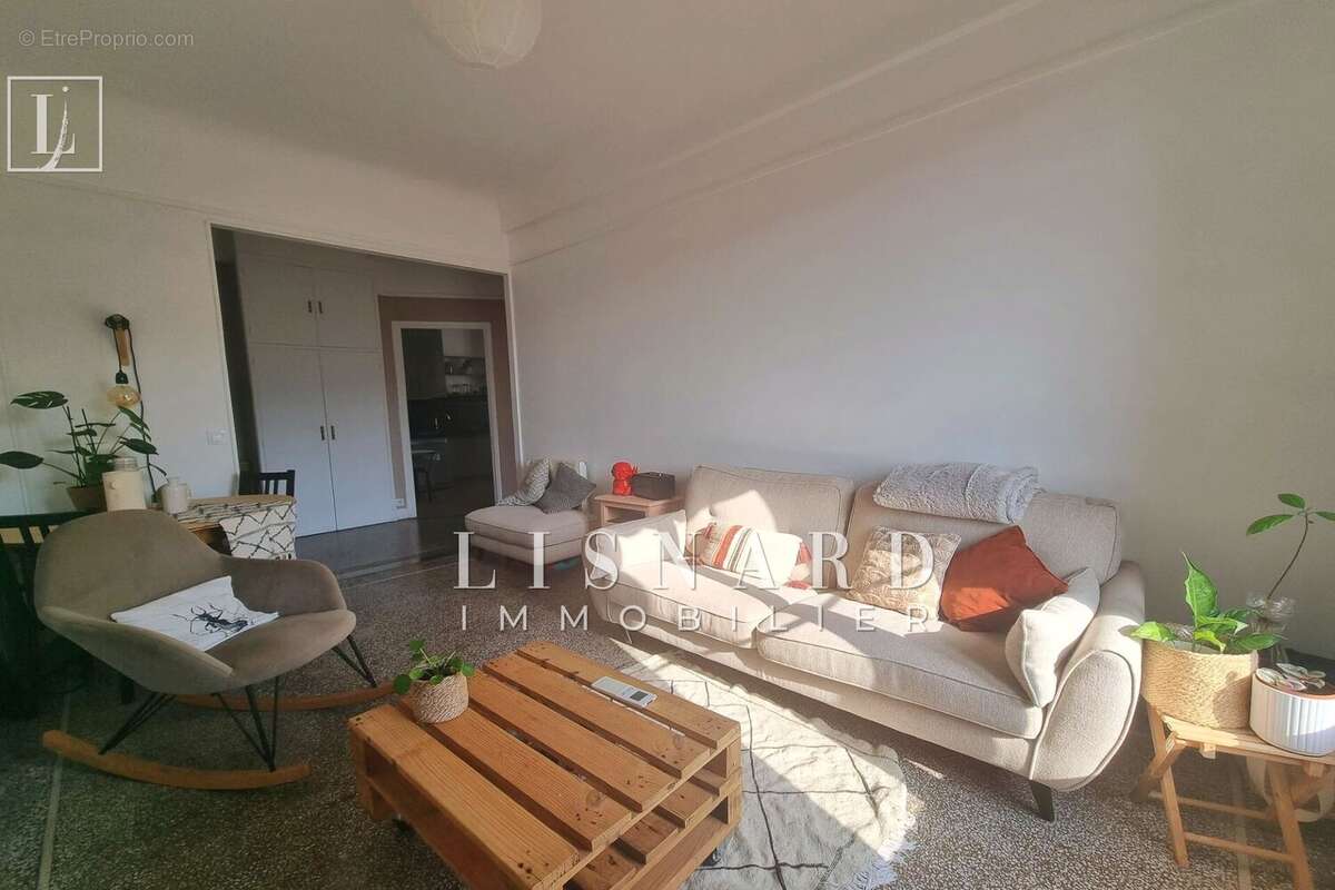Appartement 45 m² à Le Cannet  - photo 4