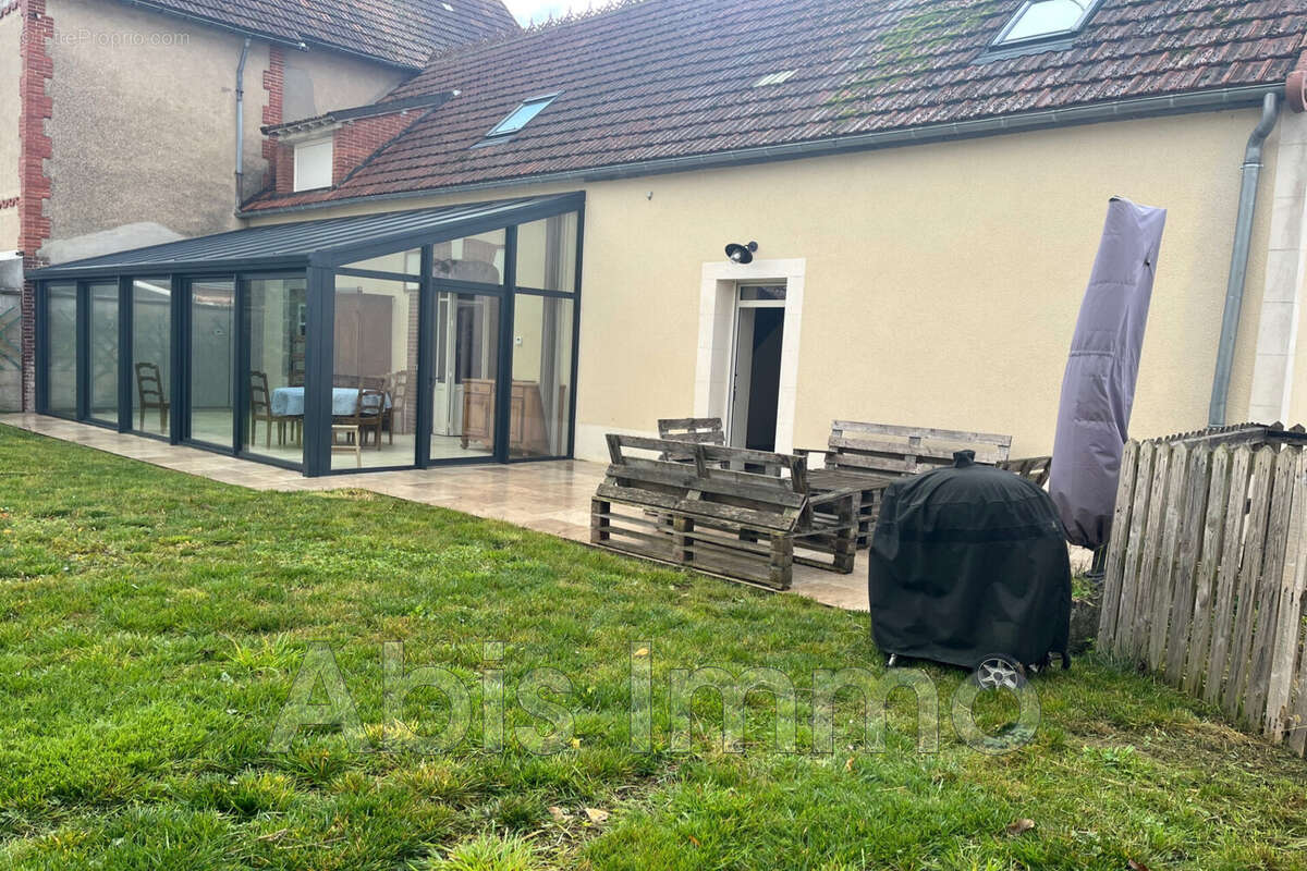 Maison à BEAUVILLIERS