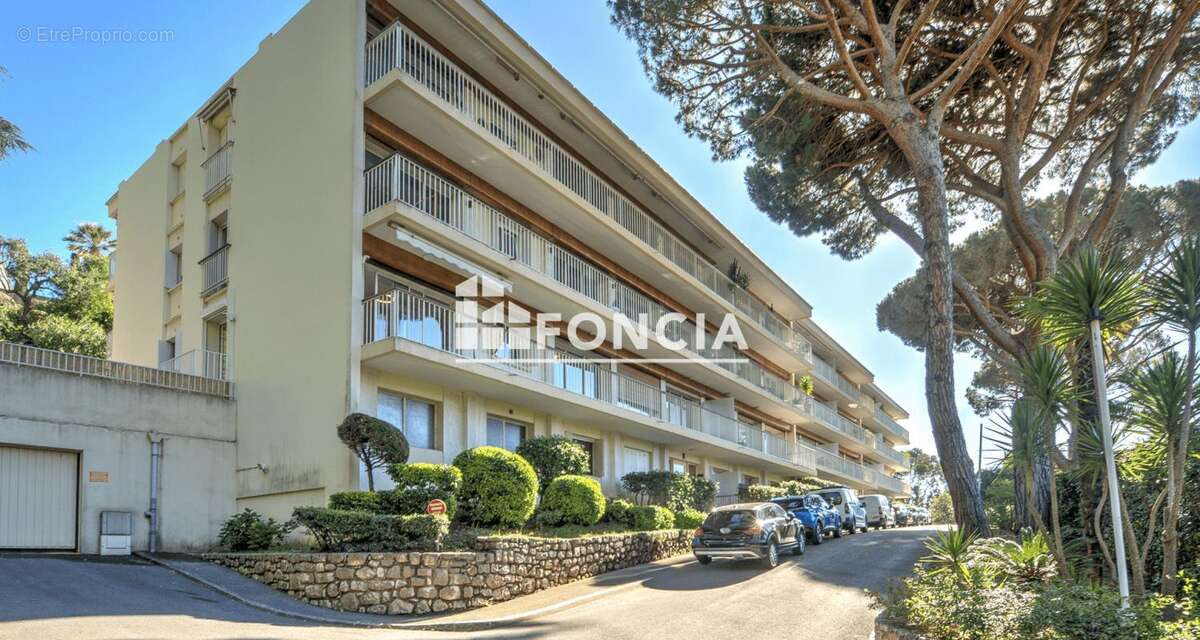COUP DE COEUR! CANNES CALIFORNIE — Appartement 4P 107m² + 200m² de jardin   Exception sur le marché  - photo 13