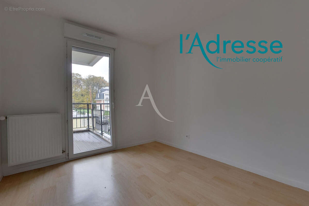 Appartement à EMERAINVILLE