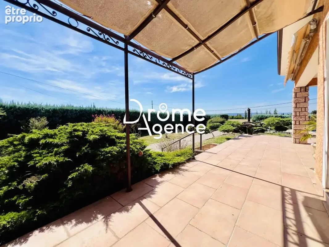 Maison 130 m² à Montelier  - photo 4