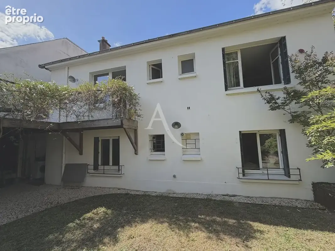 Hauts Pavés-St Pasquier, charmante maison nantaise de 7 pièces des années 1950 de 143 m2 avec terrasse, garage à vélos et jardin - photo 6