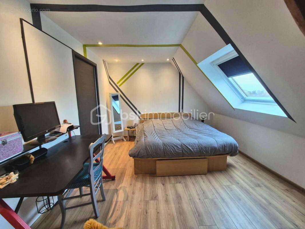Longère rénovée clé en main – 170 m² – 4 100 m² de terrain – Citerne – Idéale grande famille / gîte / maison d’hôtes – 235 000 € - photo 12