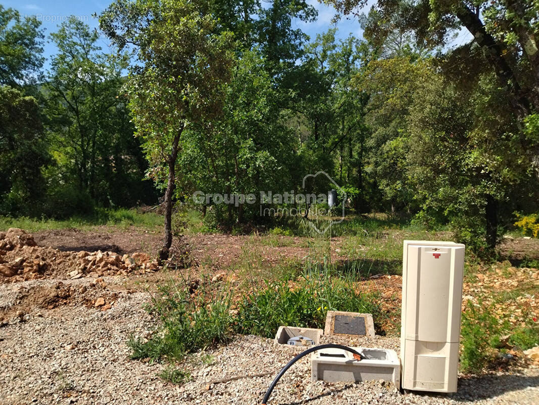 Terrain à LE THORONET