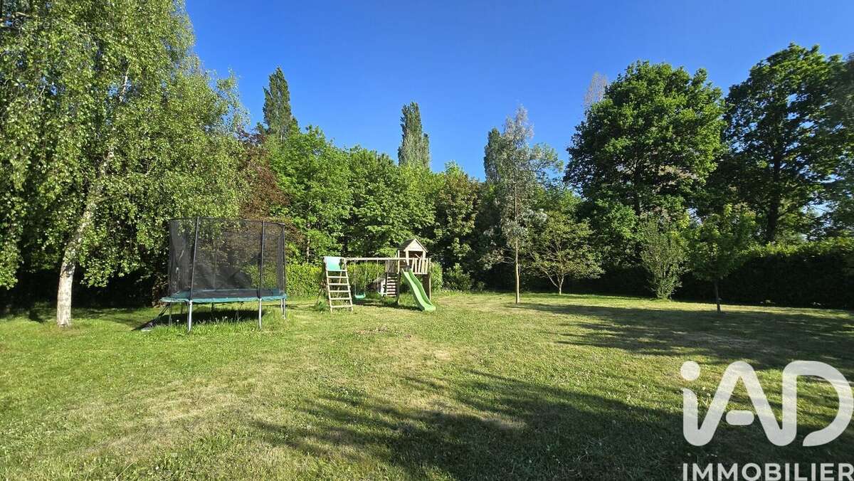 Photo 8 - Maison à LESTREM