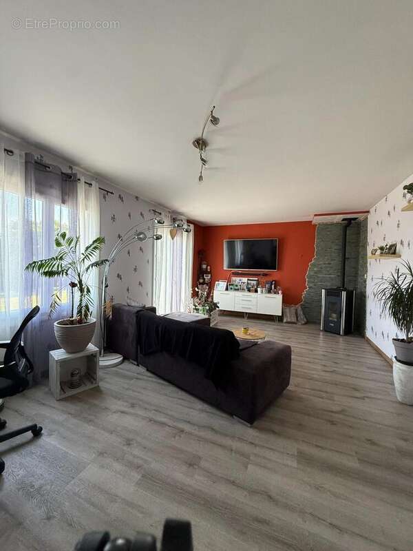 Maison 95 m² à Saint-Sulpice-Des-Landes  - photo 2