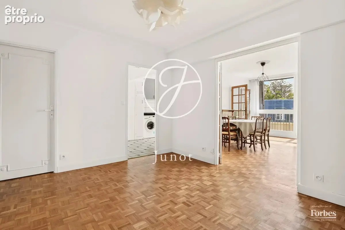 Versailles - MONTREUIL - Appartement familial - 110 m² - 3 chambres - Balcon - photo 2