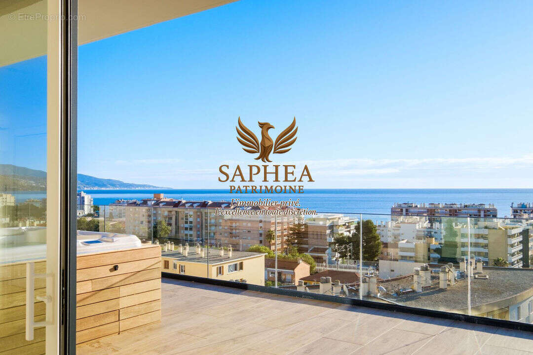 Appartement à ROQUEBRUNE-CAP-MARTIN