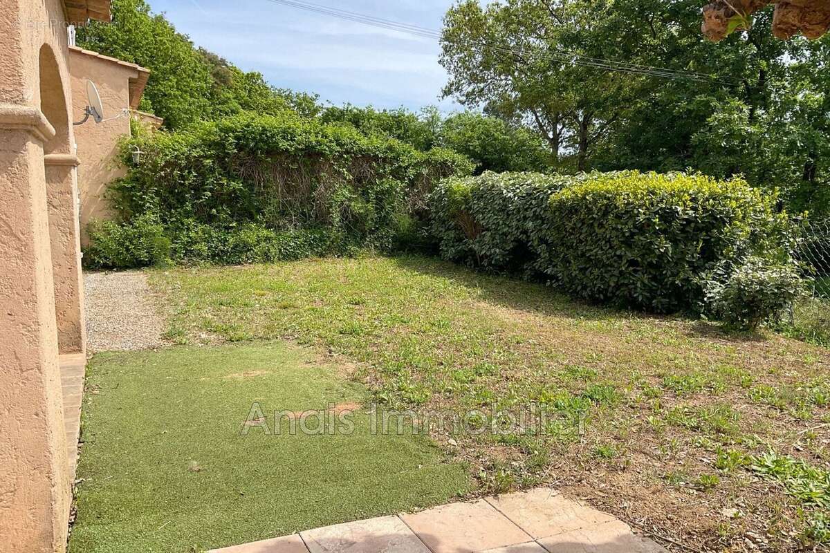 Maison 61 m² à Grimaud  - photo 5