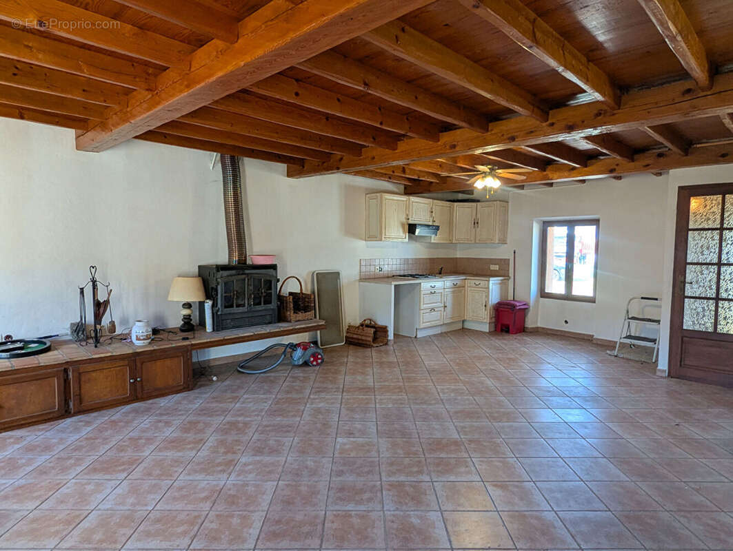Maison à SALERNES