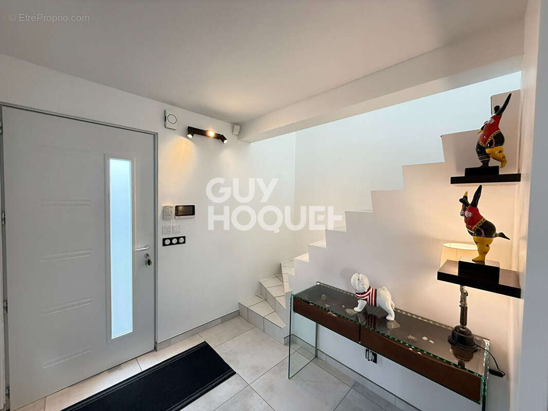 Maison à SAINT-DOULCHARD