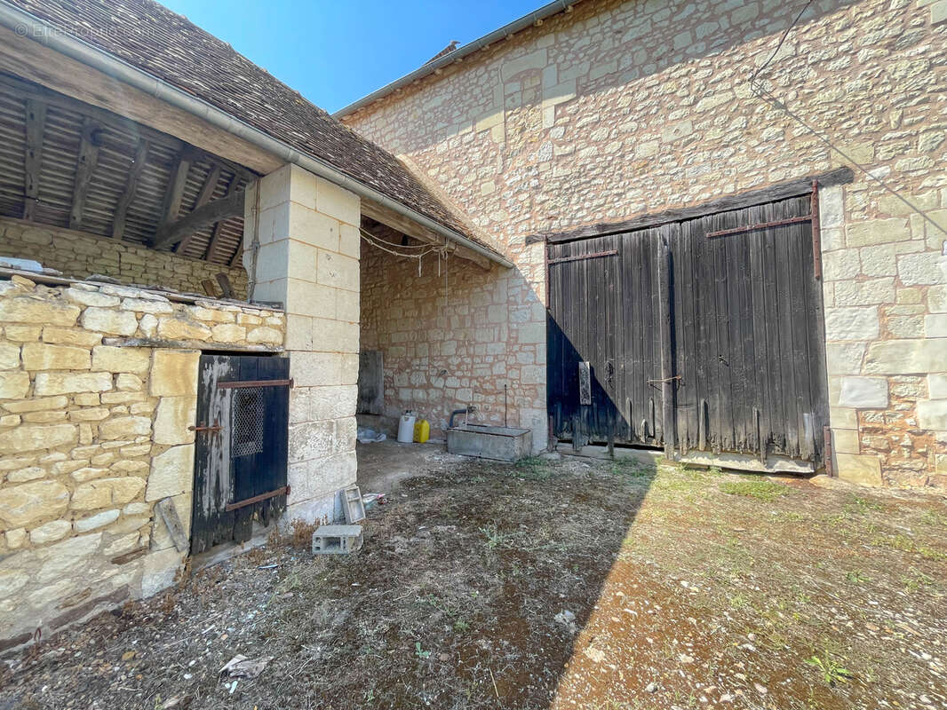 Maison à SAINT-SAUVEUR